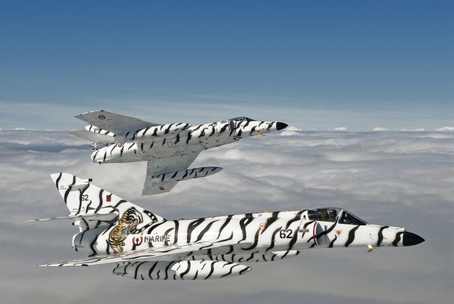 阿根廷买歼轰7,阿根廷购枭龙