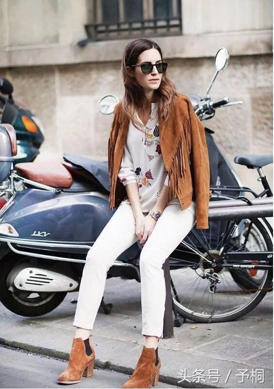 时尚马丁短靴洋气上档次运动,百搭舒适显瘦款春秋款马丁短靴