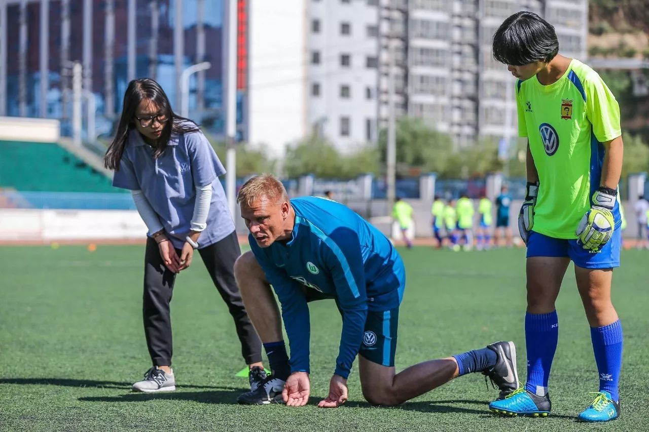 大众青训,为什么大众汽车援助德国