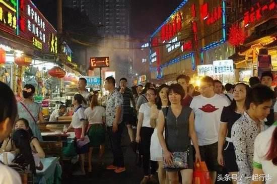 旅游城市十大特点美食街,旅游城市美食街推荐
