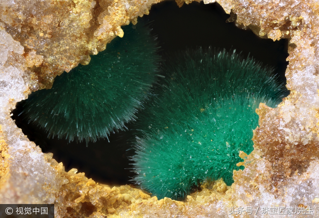 孔雀石是珠宝吗,奢侈品珠宝孔雀石