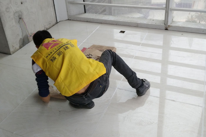 瓷砖美缝剂阳角施工方法视频,瓷砖美缝剂该如何正确选择