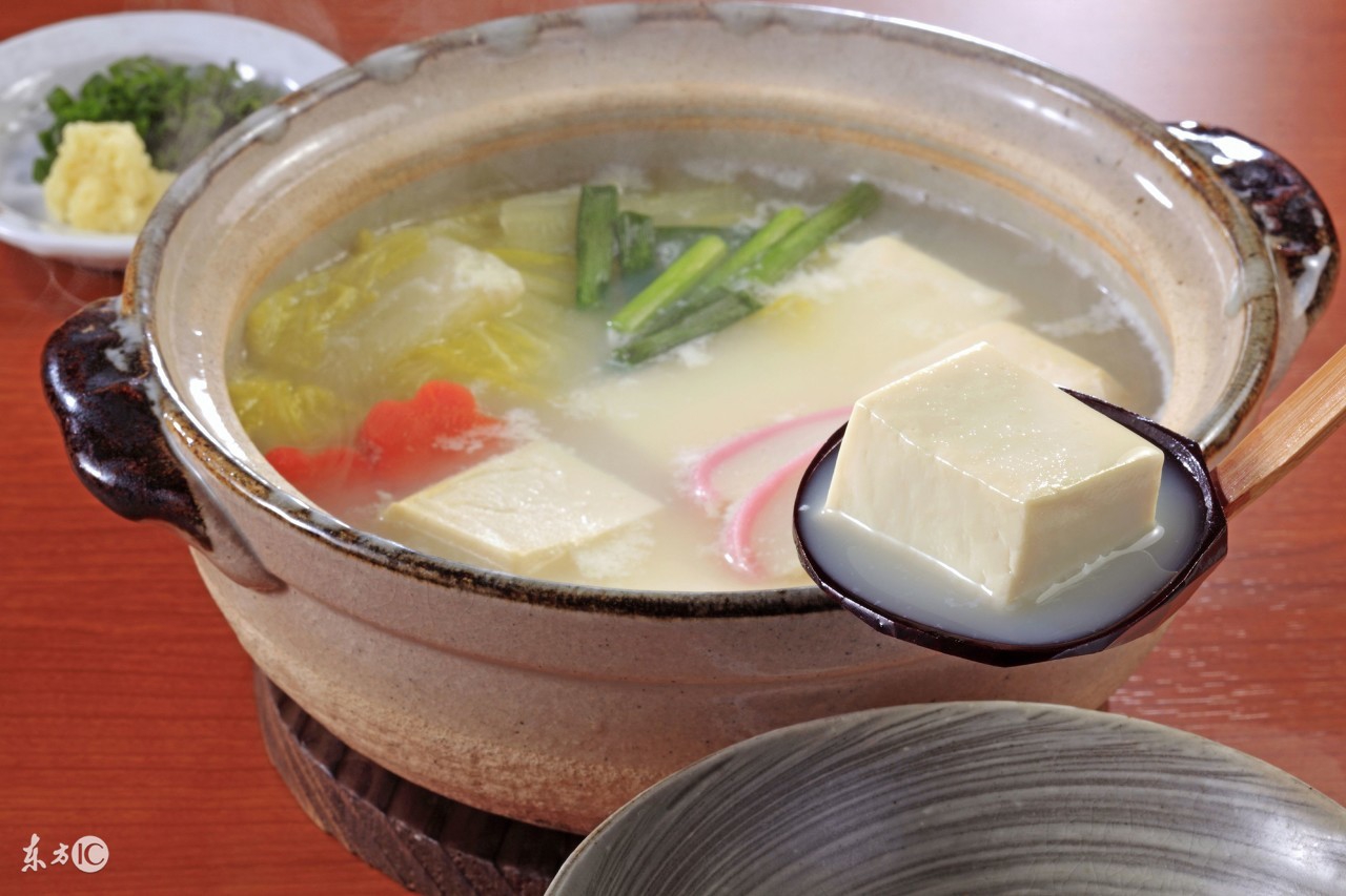 新买的锅没洗直接食用会中毒吗,家中常用的这几种锅竟含有毒物质