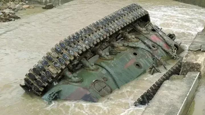 台湾m60坦克加装反坦克装甲,台湾装甲部队坦克