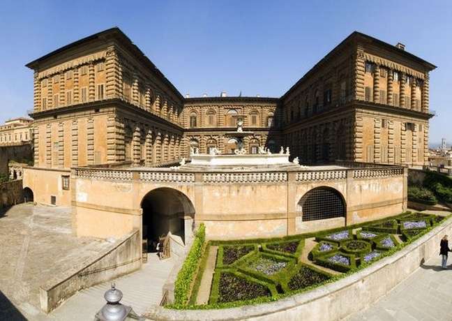 丹布朗《地狱》中的意大利知识