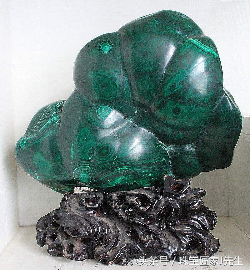 孔雀石是珠宝吗,奢侈品珠宝孔雀石