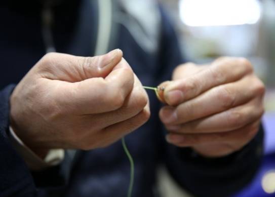 绑钩紧线时断线怎么回事,路亚怎样绑线才不会断线