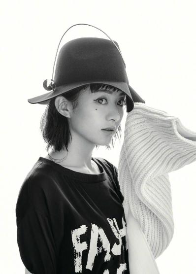 最近流行脸上点痣？赵丽颖热巴全中招，但这都是范冰冰玩剩下的！