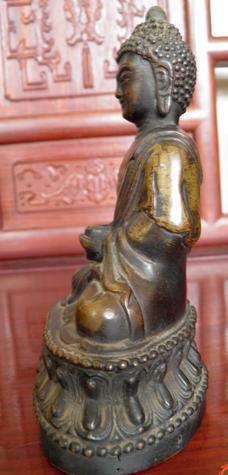 清代铜佛像价格多少,清代铜鎏金佛像现在的行情怎么样