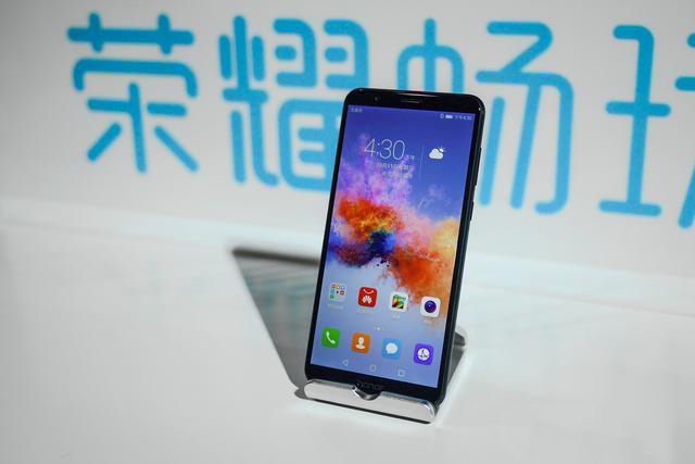 华为手机光荣7x和6x,华为麦芒6光荣7x哪个好