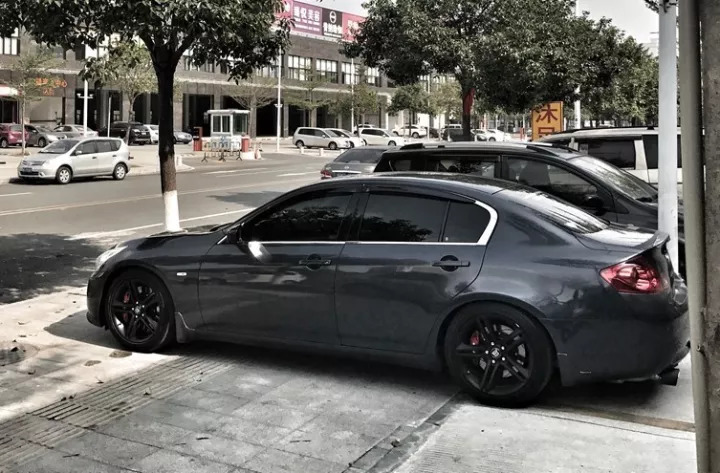 人生一定要搞一辆自己喜欢的车,英菲尼迪g37敞篷雷克萨斯is300c