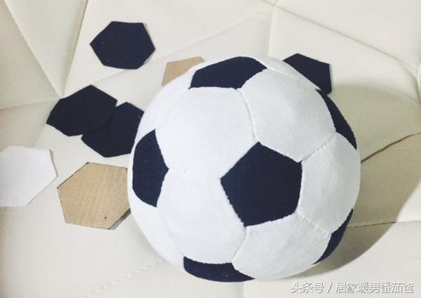 自己制作废旧材料足球教程,布艺手工足球制作方法