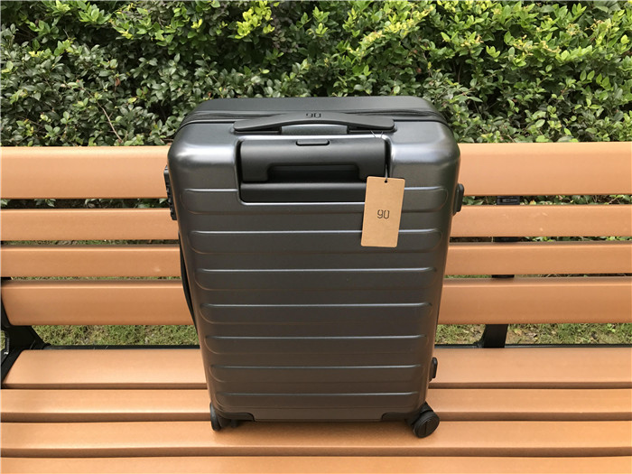 小米90分轻商务登机箱第二代上手,小米商旅背包199和149