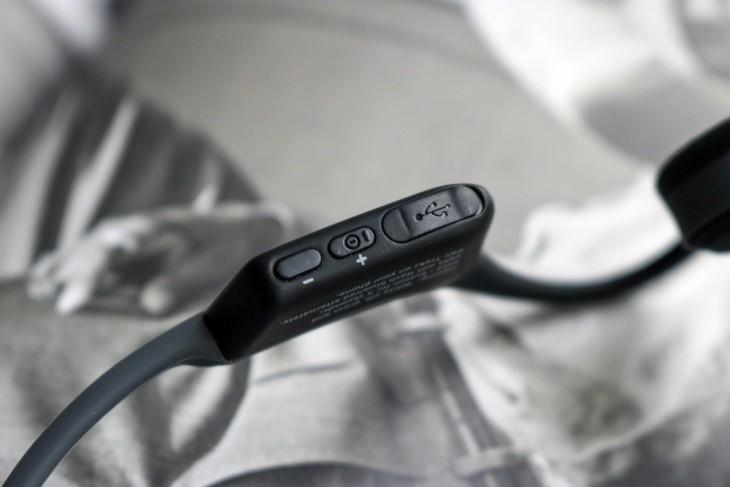 为什么蓝牙耳机用充电宝不能充电,为什么移动电源不能给手机充电