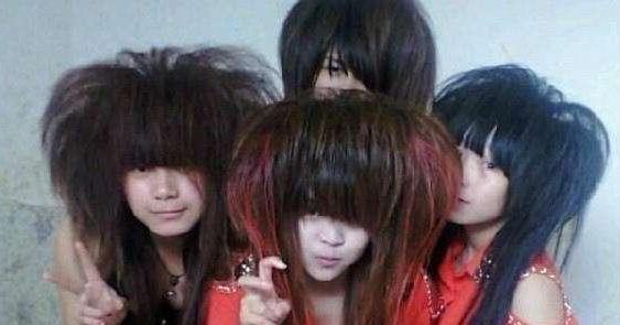 杀马特贵族与葬爱家族的最后决战,杀马特贵族在万万没想到第几季