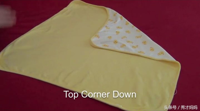 如何给婴儿包襁褓并抱起来,给婴儿包襁褓正确方法