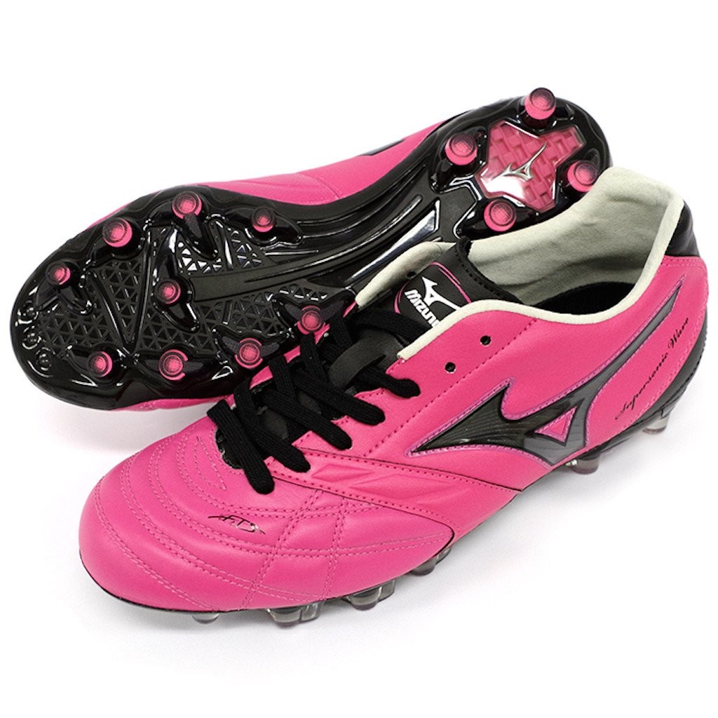 十种最好看的足球鞋,经典足球鞋盘点