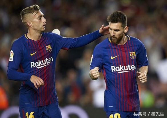 8000万签字费梅西,巴萨签名足球多少钱一个