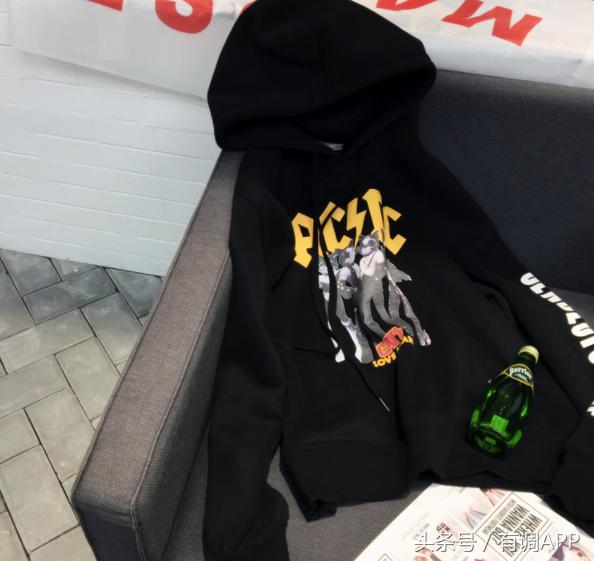 oversize男t恤怎么穿,oversize棉服怎么穿搭