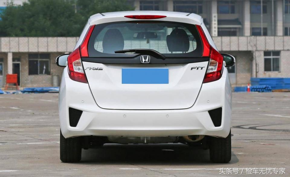 家用代步图便宜！5万块选择这台“老”飞度究竟是谁亏了？