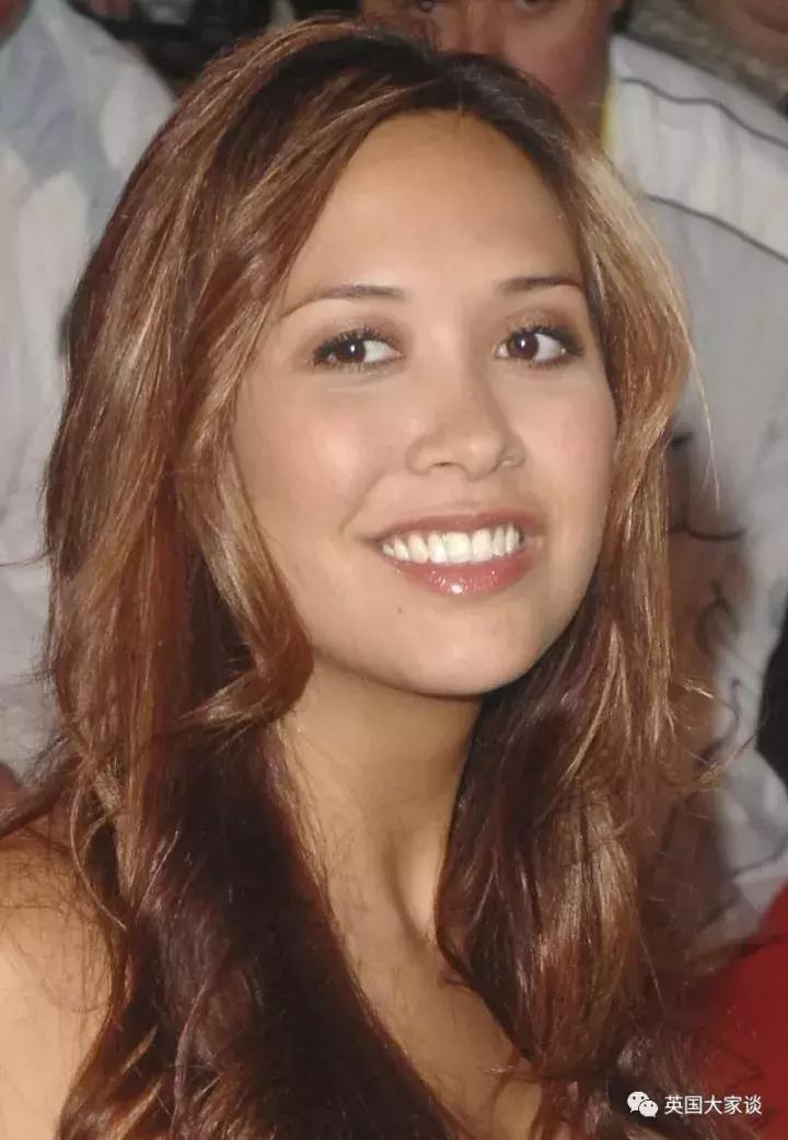 华人伦敦遭鹿攻击酿惨剧，事发地里士满公园警告：务必离鹿50米！