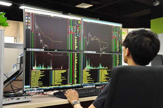 新手炒股一年能赚多少钱,炒股一般投入多少钱才能赚钱