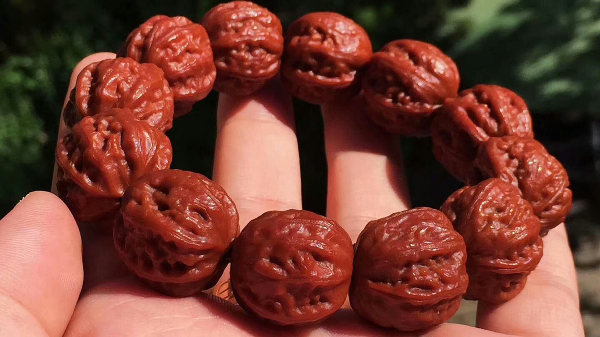 最值得玩的小核桃手串,老核桃手串收藏