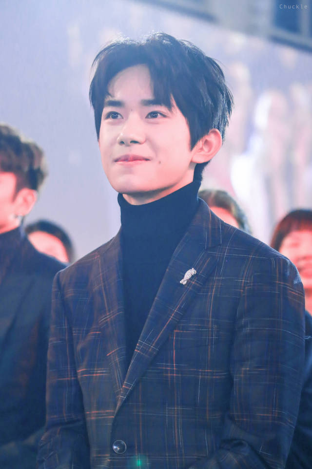 易烊千玺陷于颜值忠于才华,易烊千玺成颜值担当