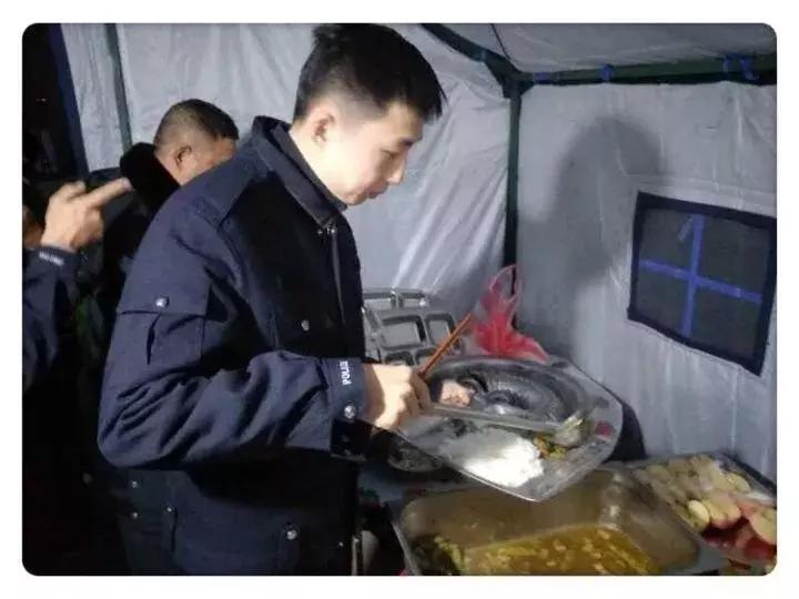 吉林市公安局食堂,公安局的深夜食堂