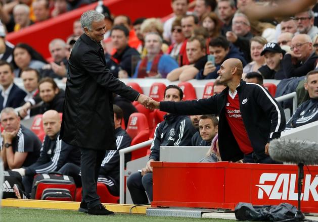 穆里尼奥在曼联有多艰巨,如何评价穆里尼奥在曼联的表现