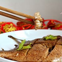 红烧鲳鱼用黄豆酱做法,红烧鲳鱼豆腐家常做法