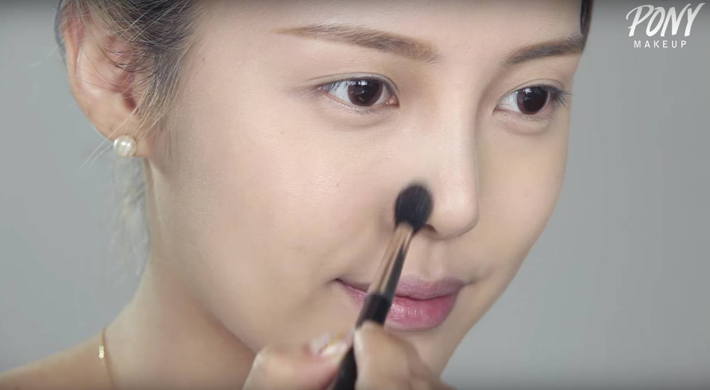 定妆粉正确的化妆先后顺序,化妆的正确步骤顺序不卡粉