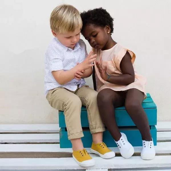 哪种款式的童鞋秋冬季百搭,好看的秋冬鞋子推荐童鞋