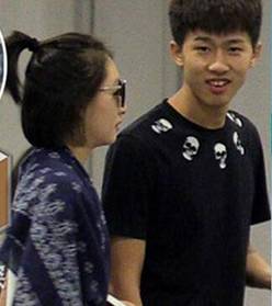 周冬雨谈金马影后,周冬雨谈双影后