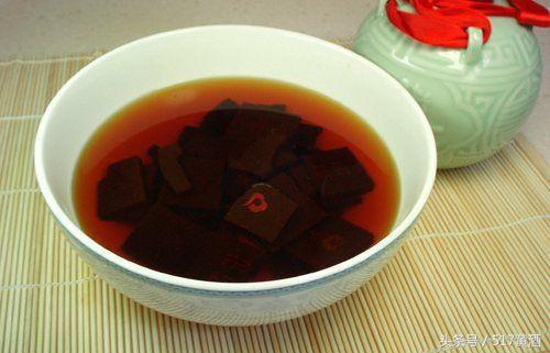 蒸阿胶泡黄酒,黄酒浸阿胶