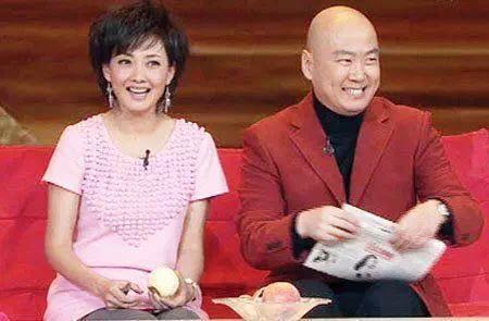 露腰马甲线身材,身材好腰细的女生露马甲线和锁骨