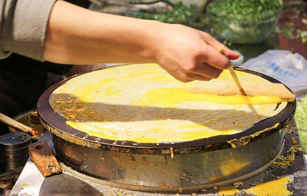 大叔卖早点月入2万,农村大爷卖早点20年赚多少钱