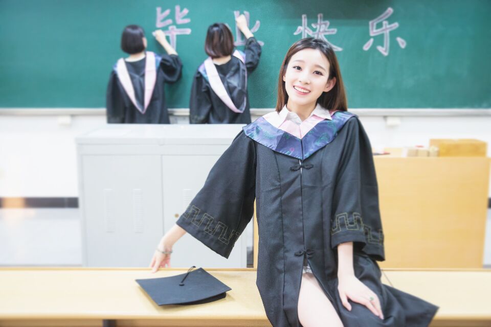 四位女主持人哪位最漂亮,体育最漂亮女主持人