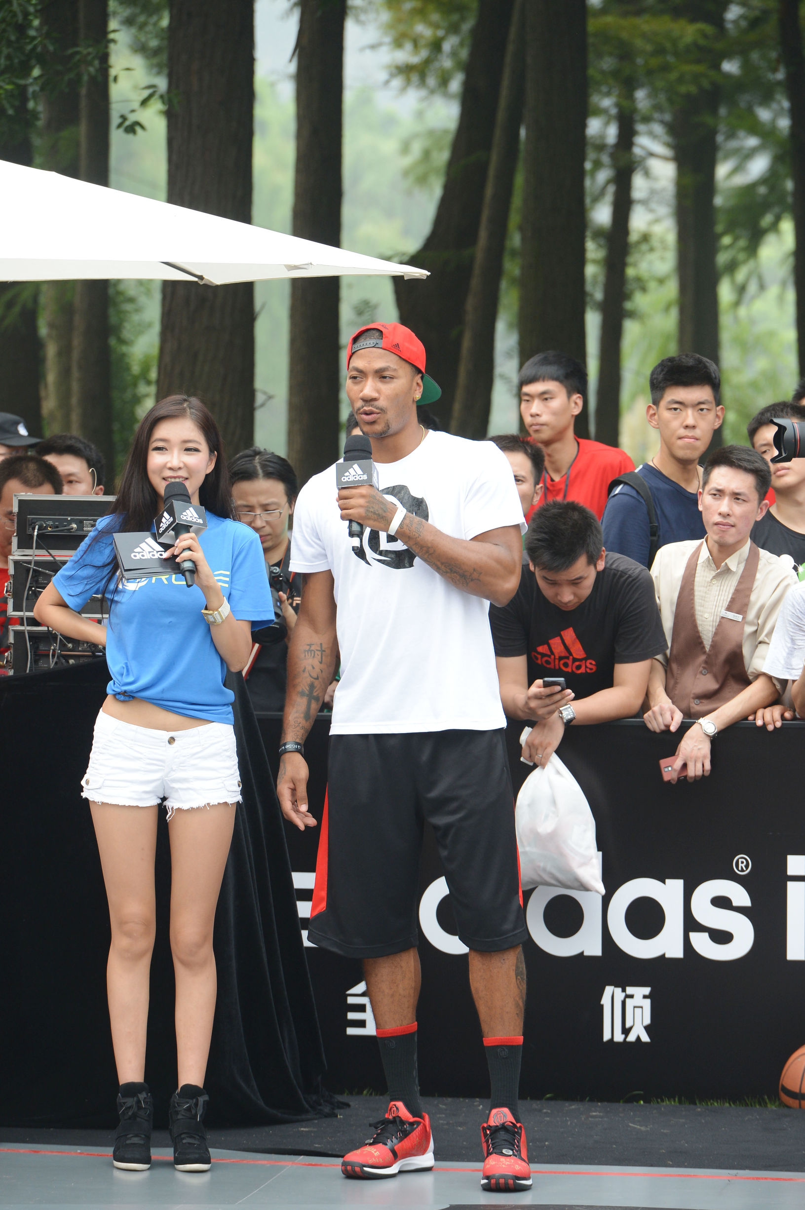 四位女主持人哪位最漂亮,体育最漂亮女主持人