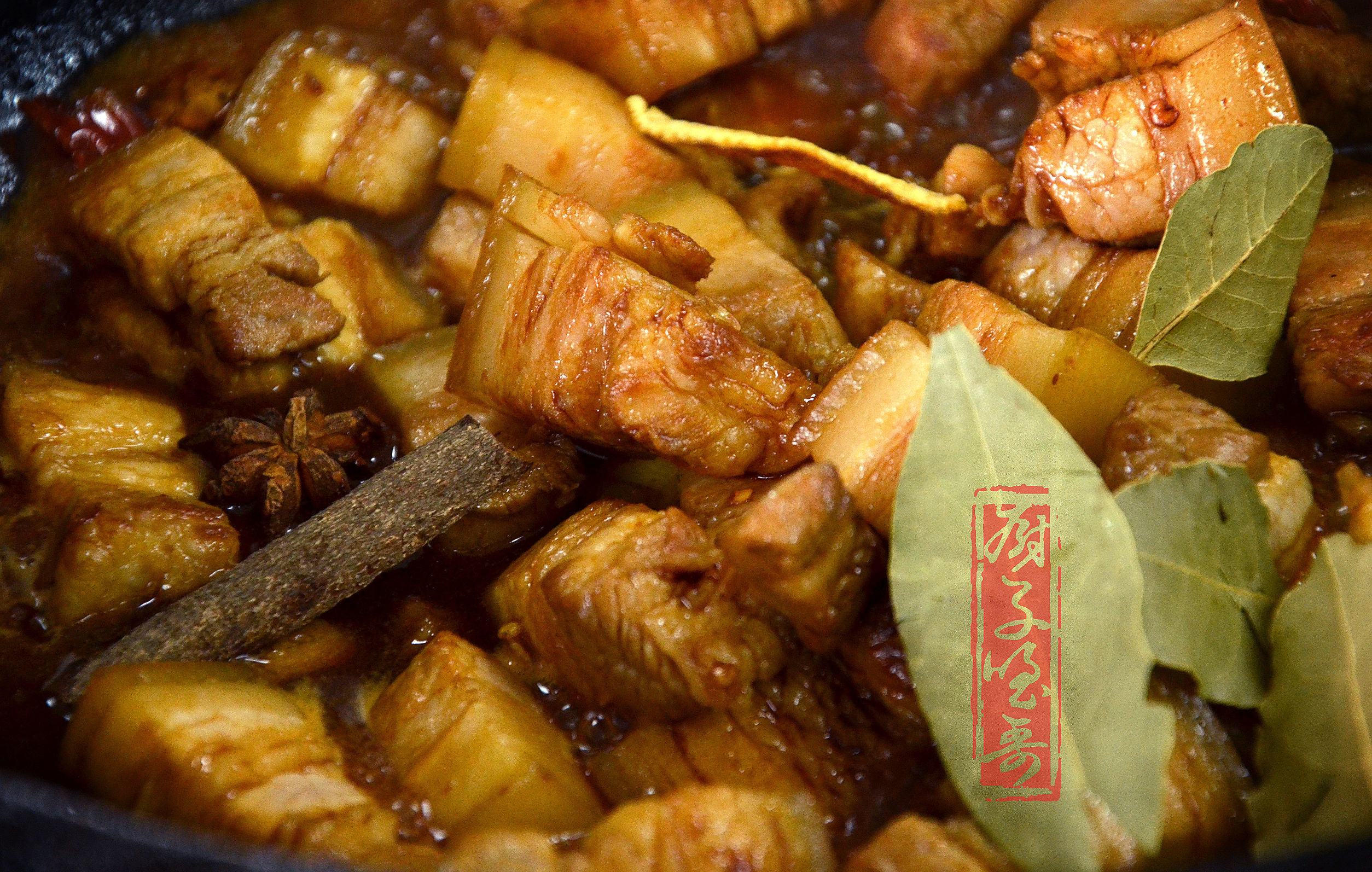 不加一滴水的浓油赤酱红烧肉,不加一滴水的黄酒红烧肉