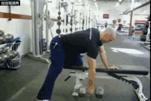 坐姿单臂划船为什么腰疼,哑铃单臂划船腰疼怎么解决