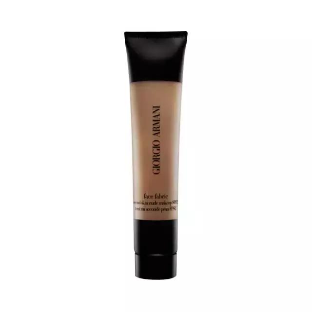 阿玛尼粉底液和雅诗兰黛dw哪个好,阿玛尼红标和dw的粉底液哪个好用