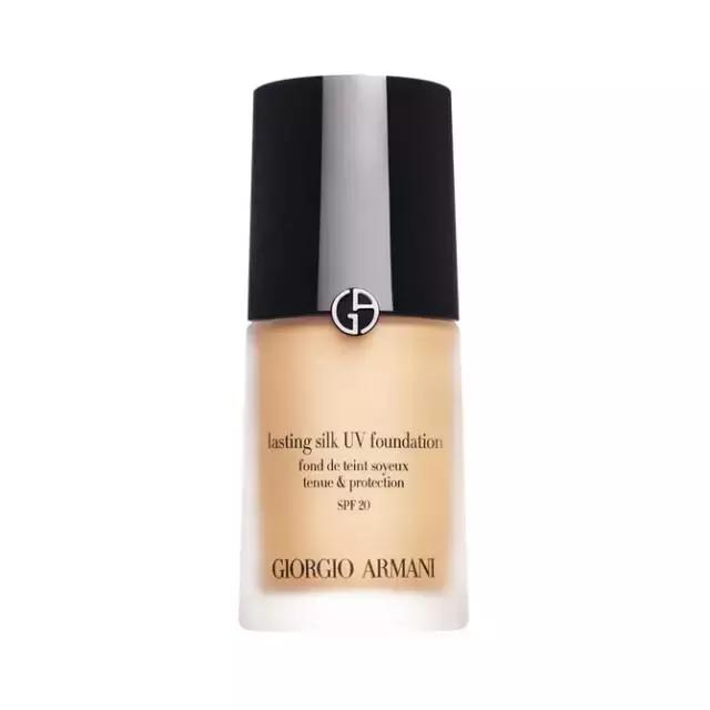 阿玛尼粉底液和雅诗兰黛dw哪个好,阿玛尼红标和dw的粉底液哪个好用