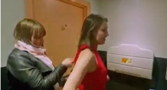 “女为悦己者容”绝对是千年*局骗**，新加坡妹纸中招了吗？