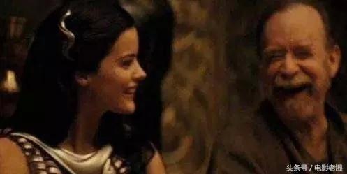 漫威电影里你没发现的那些小彩蛋,漫威电影里的神级细节彩蛋