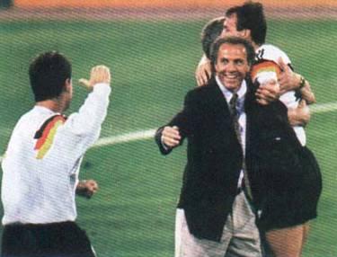 男人爱足球,爱足球的男人