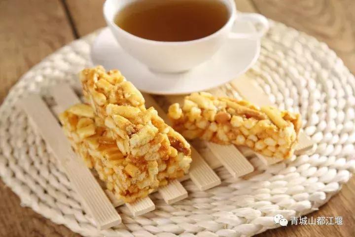 去都江堰必带东西,来到都江堰必吃的美食