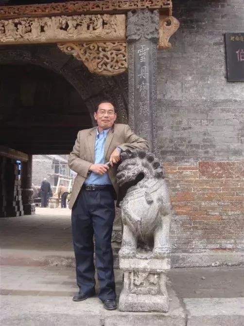 连伟峰：天高地阔闲拾豆｜散文