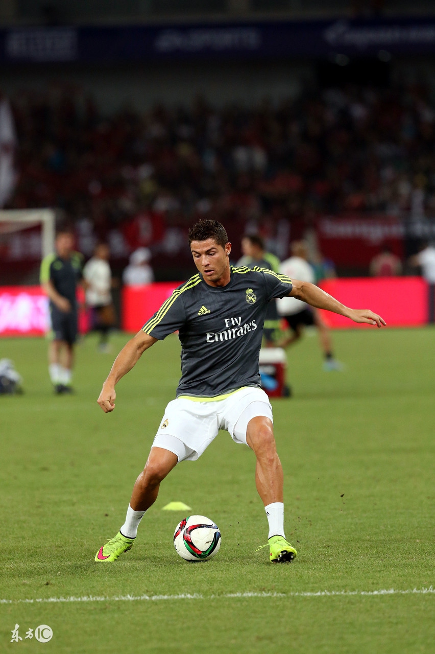 五大联赛足球训练,五大联赛比赛用球