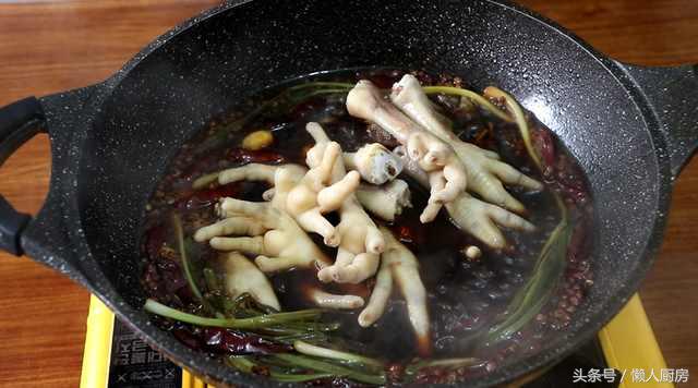 卤水制作卤鸡脚,简单自制卤鸡脚的卤料
